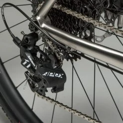 Framed BIKES Basswood Titanium Gravel Bike W/ Carbon Wheels