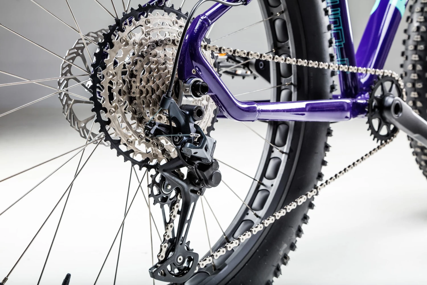 Framed Minnesota LTD Fat Bike Womens 8 Framed Minnesota LTD Fat Bike Womens