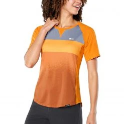 Dakine Xena Bike Jersey Womens CLOTHING 10 Dakine Xena Bike Jersey Womens CLOTHING